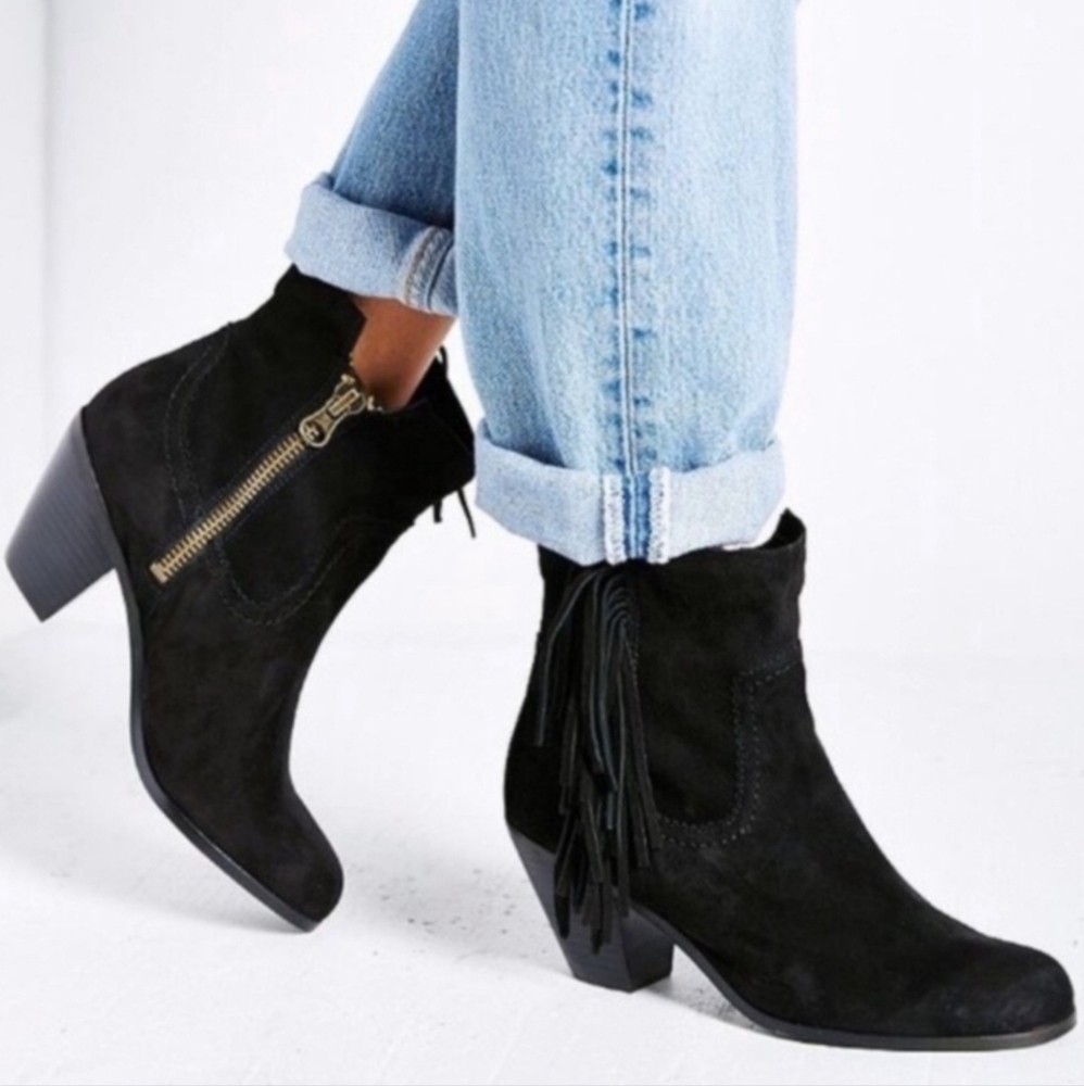 Sam Edelman Louie Black Suede Fringe-Trim Ankle Booties, Block Heel, Size 8.5.